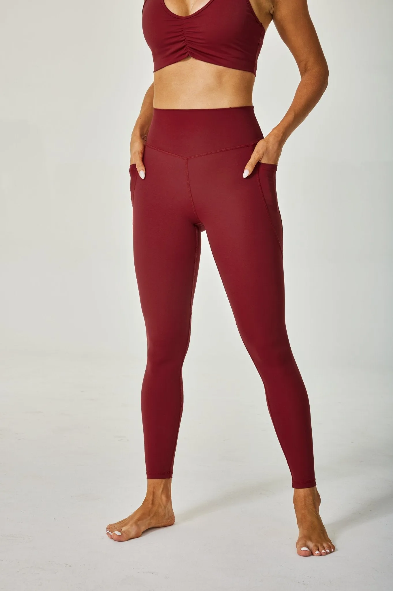 Airflow High-waisted Leggings with Pockets - Dark Red