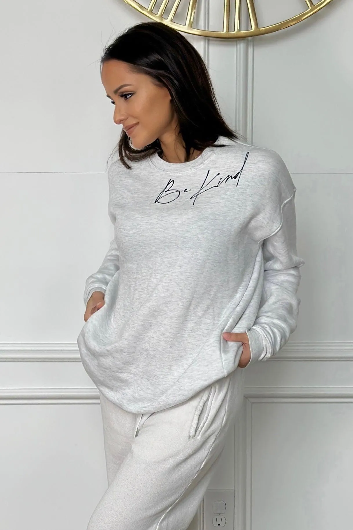 BE KIND PULLOVER (PLUS AVAILABLE)