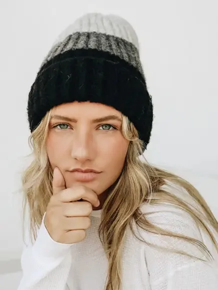 Cozy Color Block Wool Beanie - Black/Grey