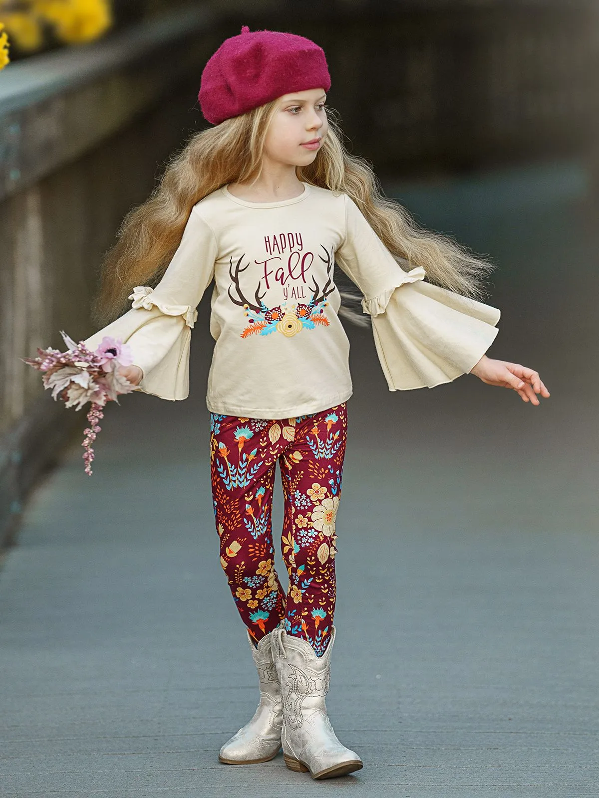 Girls "Happy Fall Ya'll" Floral Reindeer Print Bell Sleeve Top And Floral Legging Set