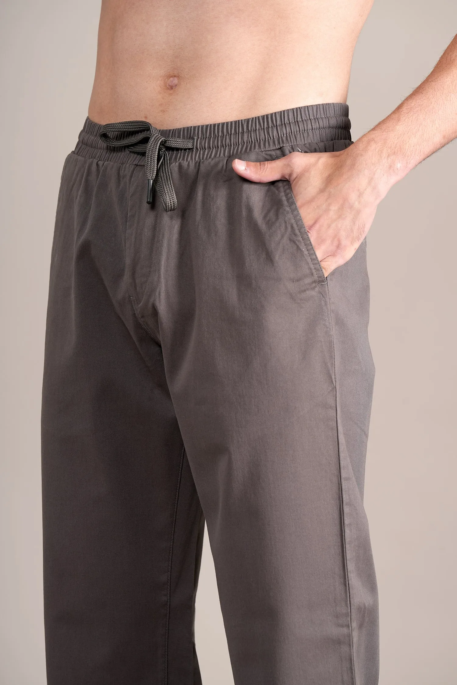 Men's Grey Non-Pleated Casual Trouser