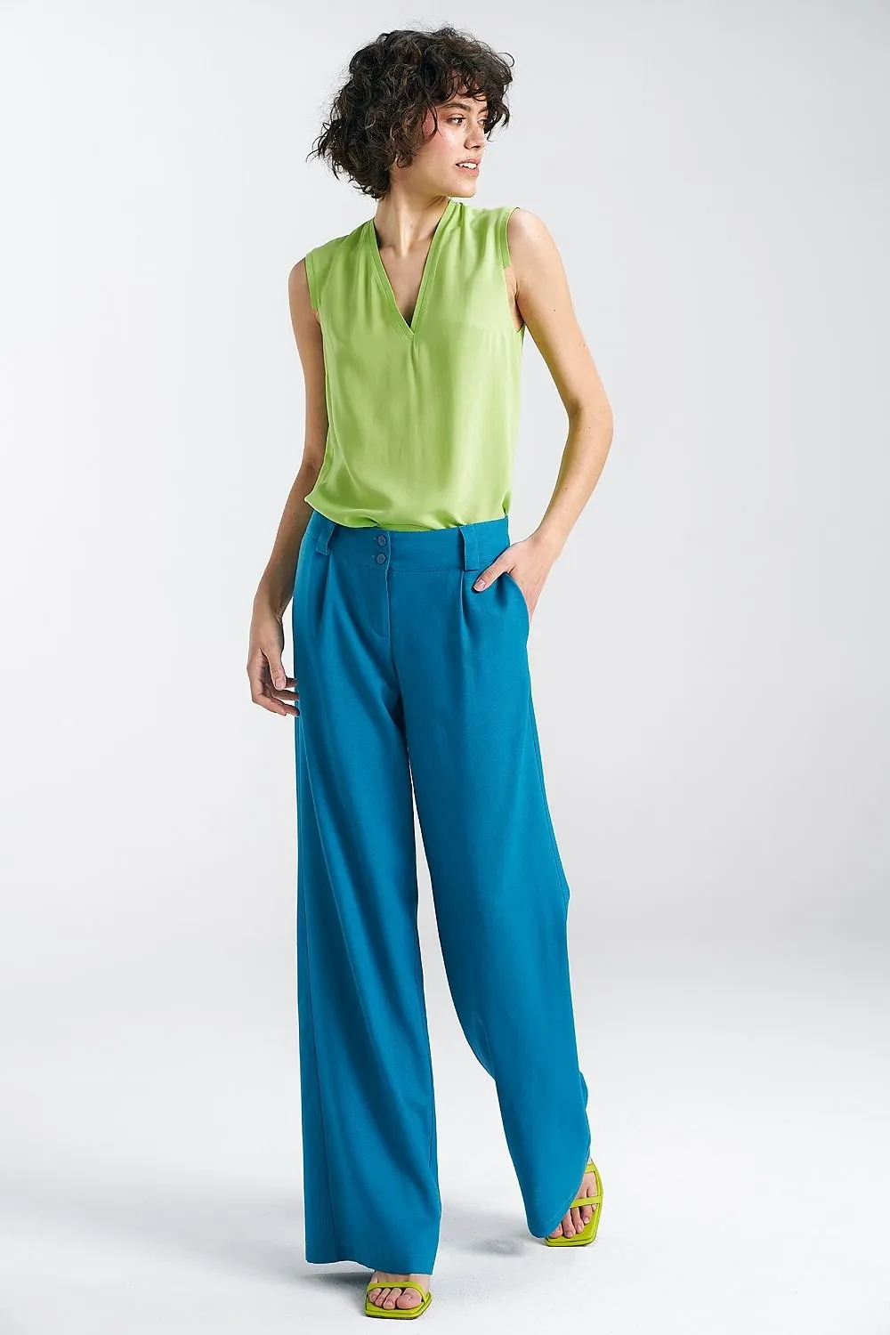 Relaxed Fit Trousers