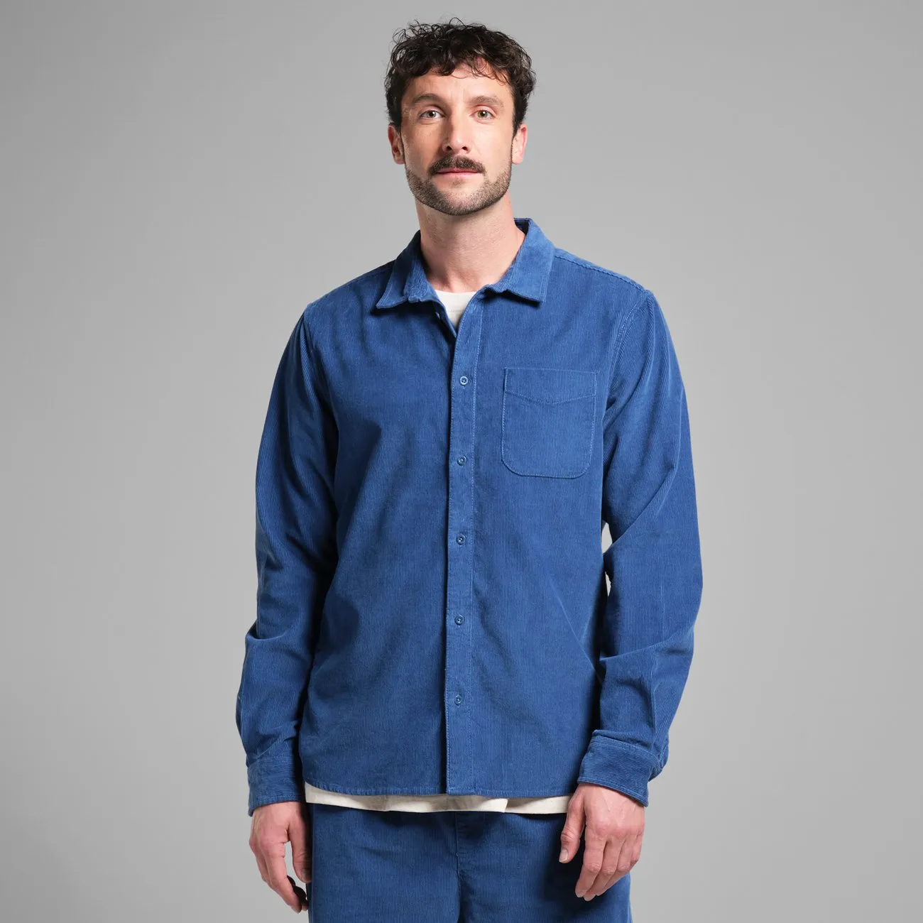 Shirt Varberg Corduroy True Blue | DEDICATED