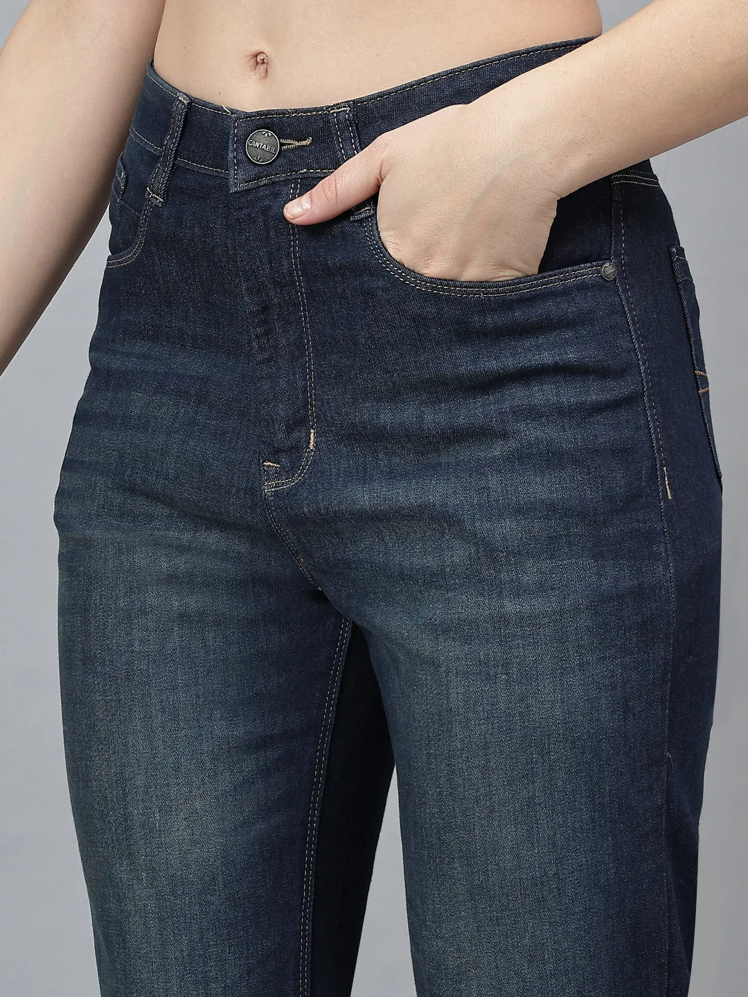 Women's Solid Blue Stretchable Jeans